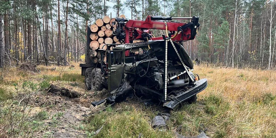 Житомирщина: дві машини підірвалися на мінах, 5 загиблих, 3 поранені