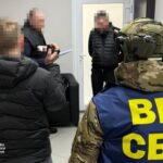 Начальник СБУ Житомирщини затриманий на хабарі 320 тисяч доларів